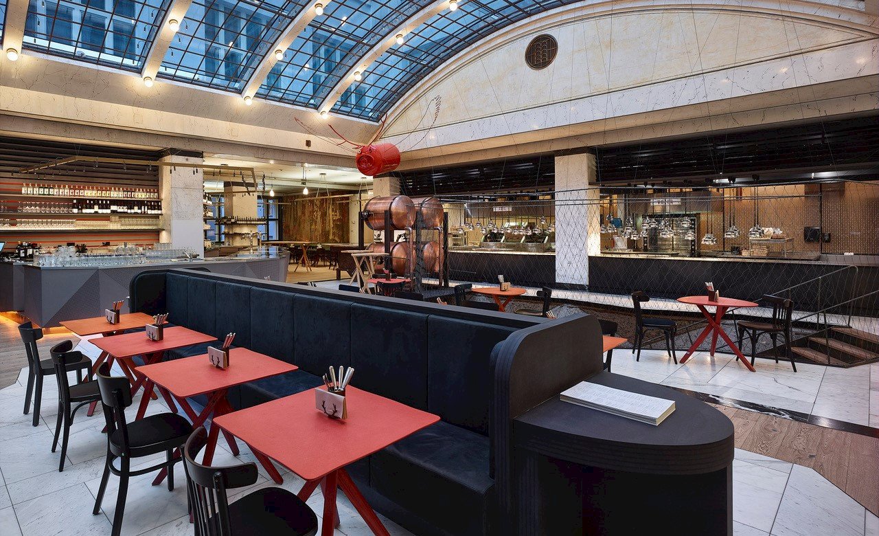 Banka@Červený Jelen