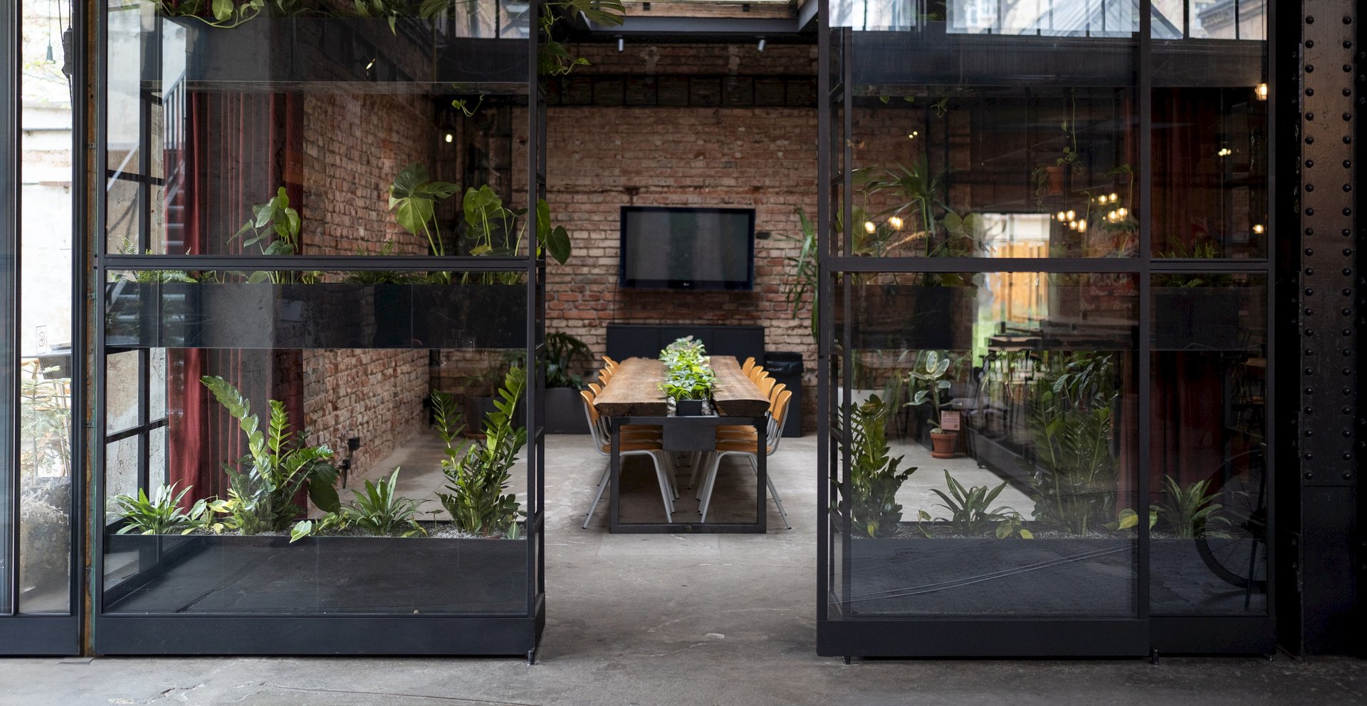 Meeting Room@VNITROBLOCK