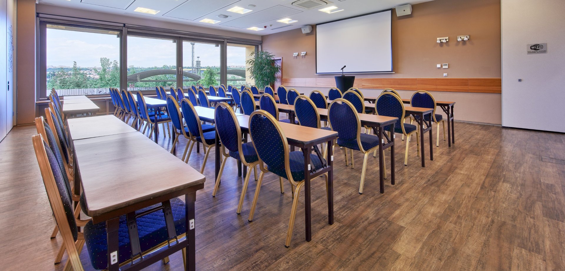 Sál F@Wellness Hotel Step