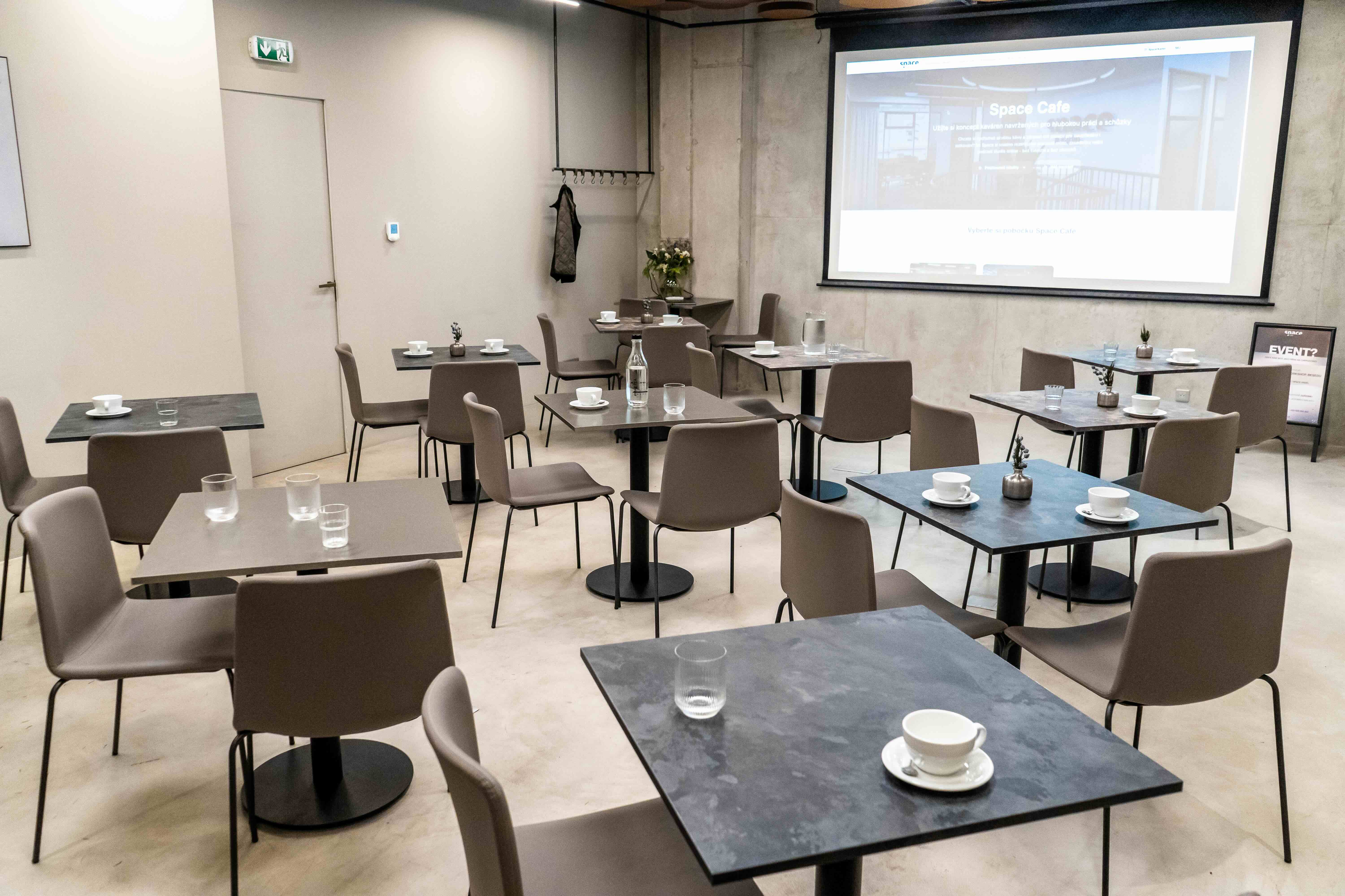 Space Cafe Karlín - eventy, workshopy, meetingy 