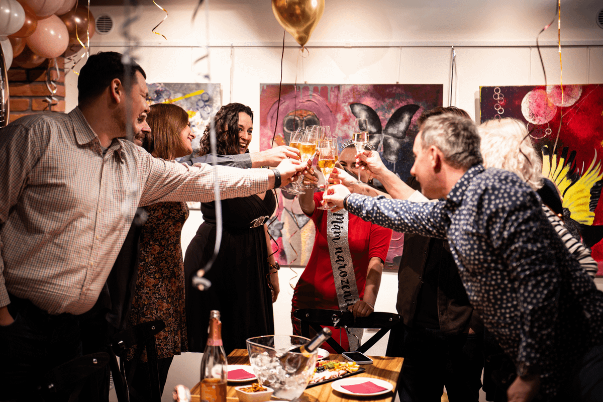 2 deci Vinohrady - oslavy - obrázek 1