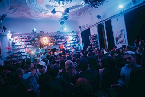 2. Patro (také Klubovna 2. Patro) - náhled 19