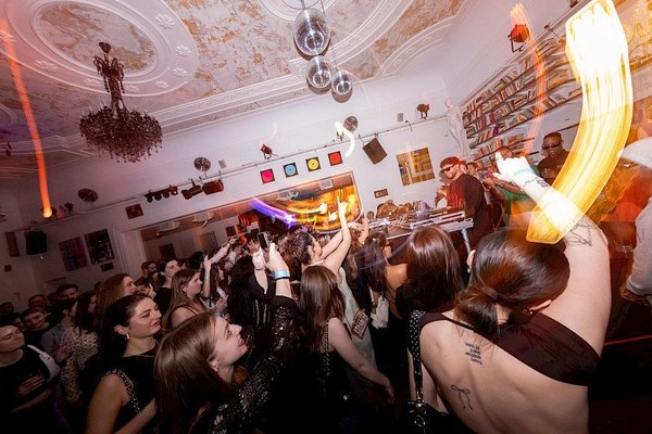 2. Patro (také Klubovna 2. Patro) - náhled 20