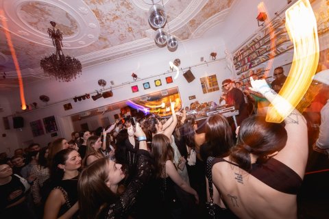 2. Patro (také Klubovna 2. Patro) - náhled 8