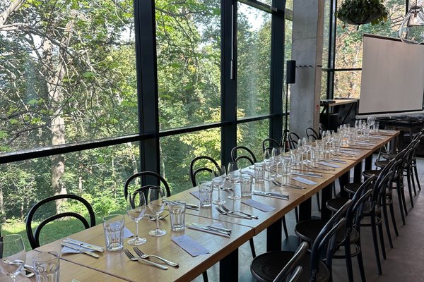 A la Petite Eiffel - náhled 7