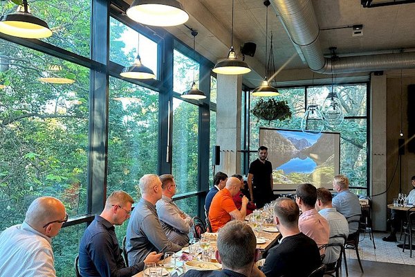 A la Petite Eiffel - náhled 10