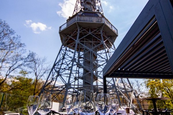 A la Petite Eiffel - náhled 13