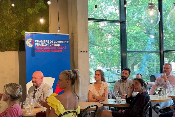 A la Petite Eiffel - náhled 14