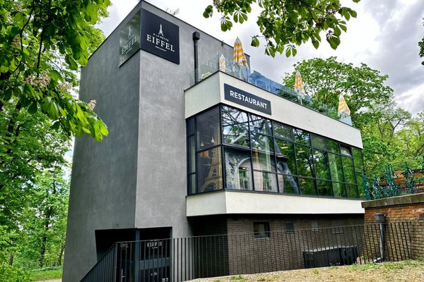 A la Petite Eiffel - náhled 29