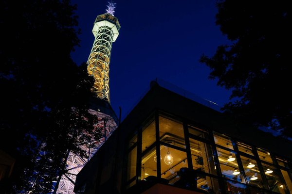 A la Petite Eiffel - náhled 30