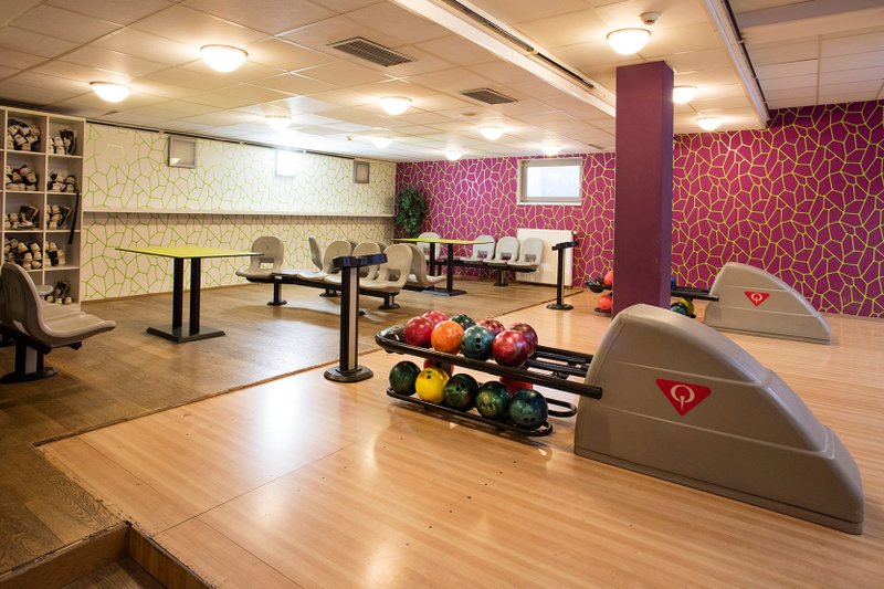 Academic Congress Centre - Bowling
