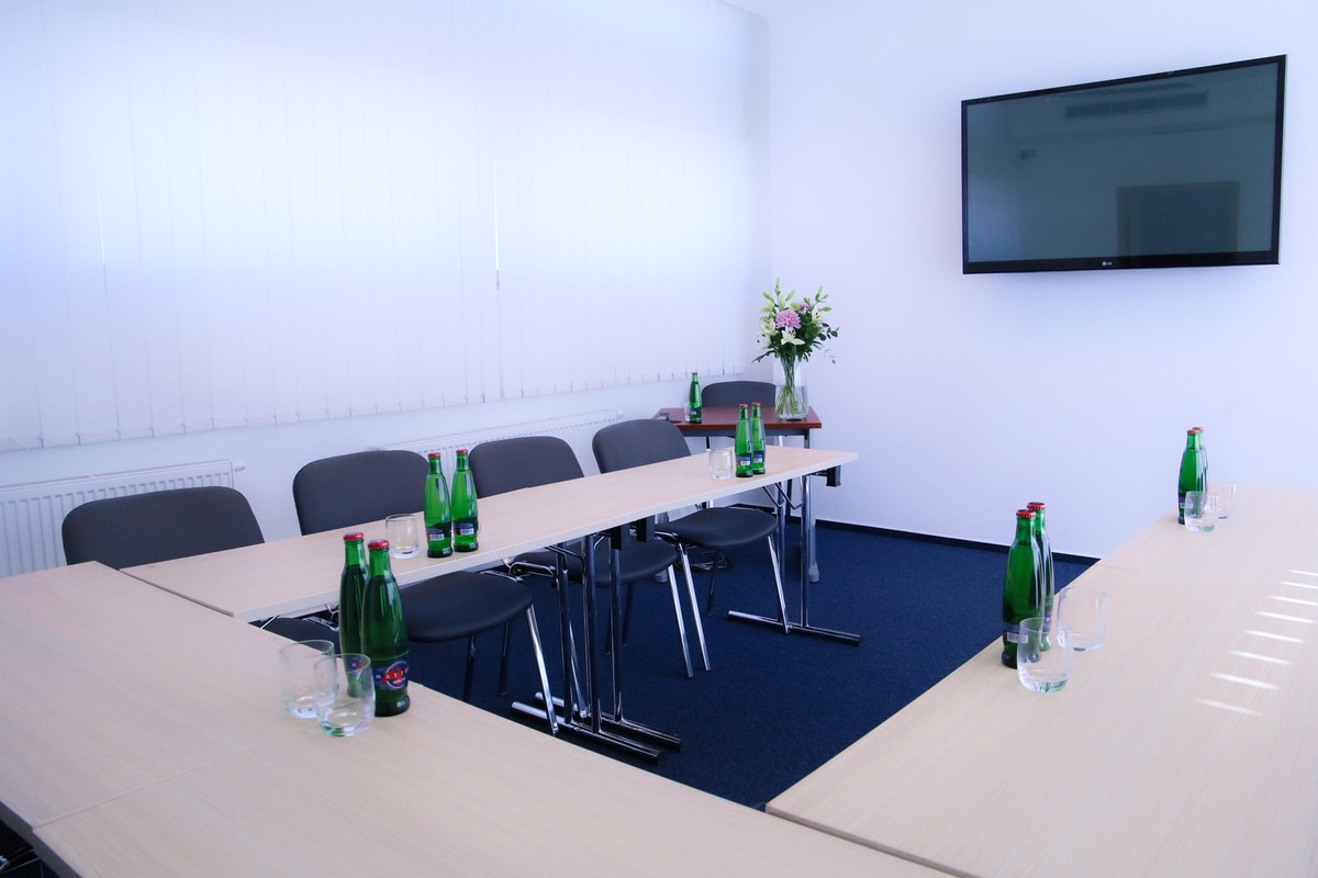 Sky Salonek@Academic Congress Centre - obrázek 1