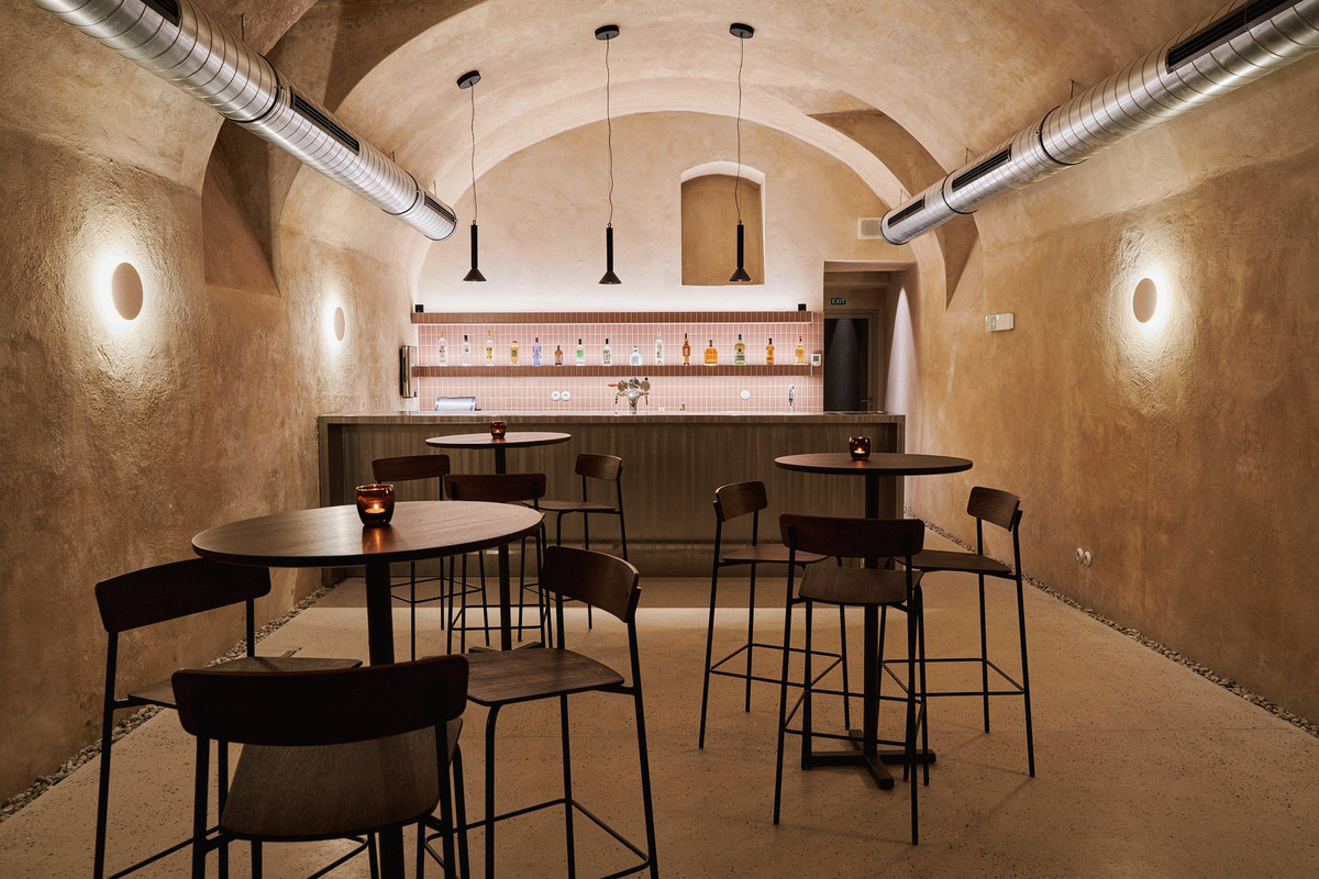 Vinárna@Alma Prague - obrázek 1