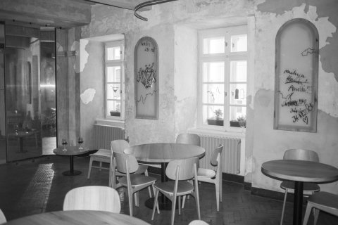 Anežka - Kavárna - náhled 30