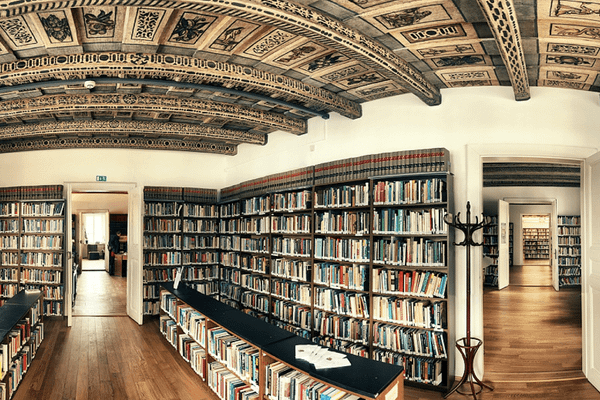 Anglo-americká vysoká škola