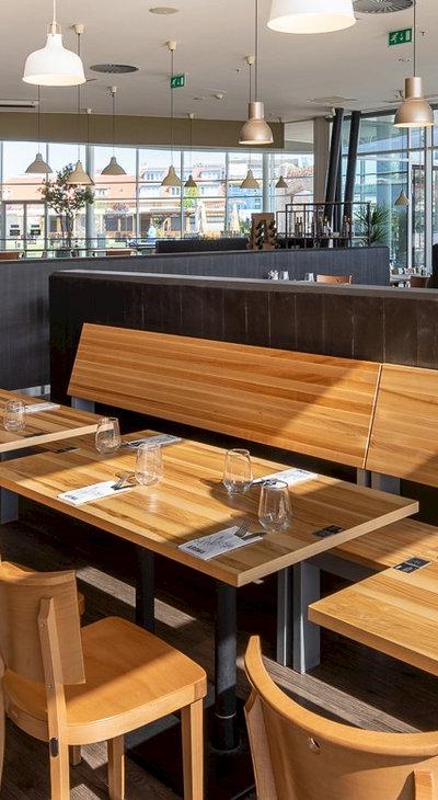 Restaurace AROMA Harfa