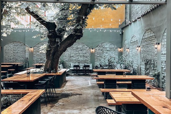 Arthur's - náhled 30