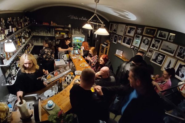 Bar Behind the Curtain - náhled 4