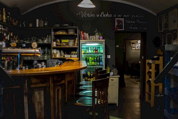 Bar Behind the Curtain - náhled 7