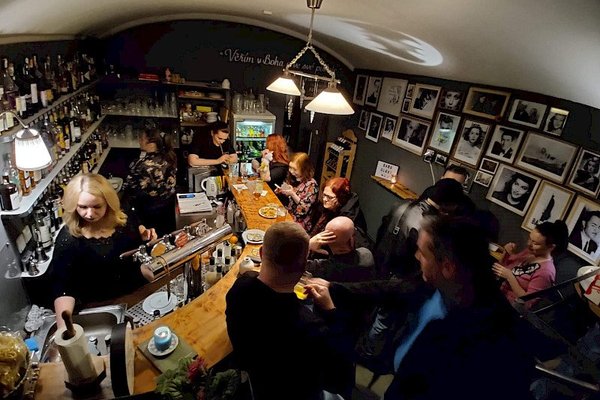 Bar Behind the Curtain - náhled 9