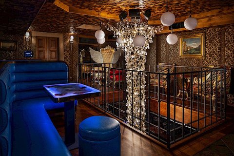 Bar & Klub Zlatý Strom - náhled 14