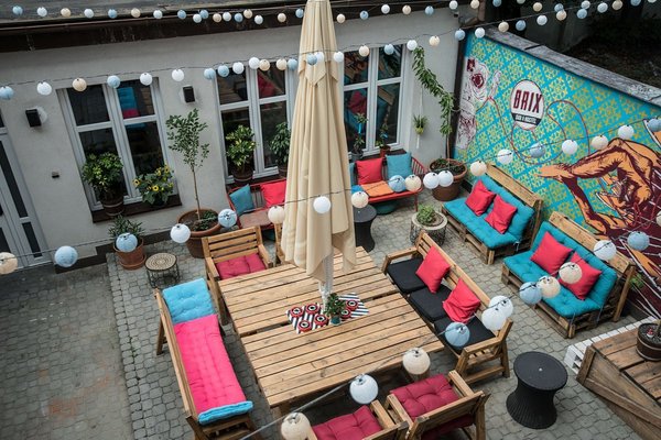 Brix Bar and Hostel - náhled 6