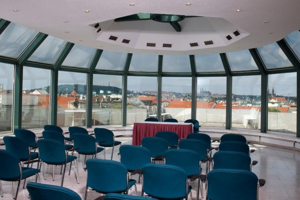 Salonek Club@Prostory Autoklubu České republiky - náhled 3