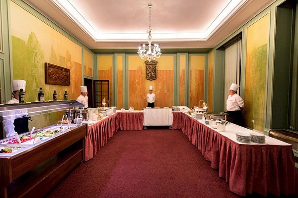 Salonek Laurin & Klement@Prostory Autoklubu České republiky - náhled 4