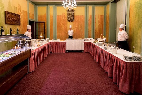 Salonek Praga@Prostory Autoklubu České republiky - náhled 3