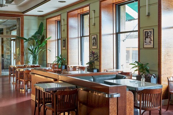 Kavárna Slavia - náhled 9