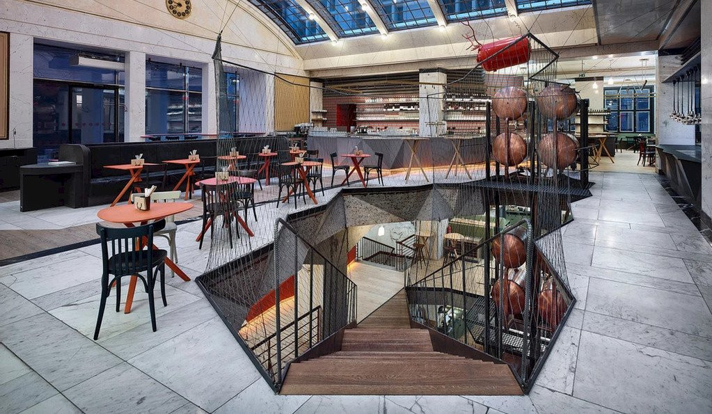 Červený Jelen - obrázek 1