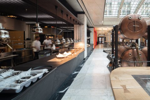 Červený Jelen - Banka - náhled 12