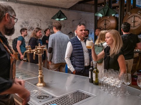 Červený Jelen - Klubovna - náhled 3