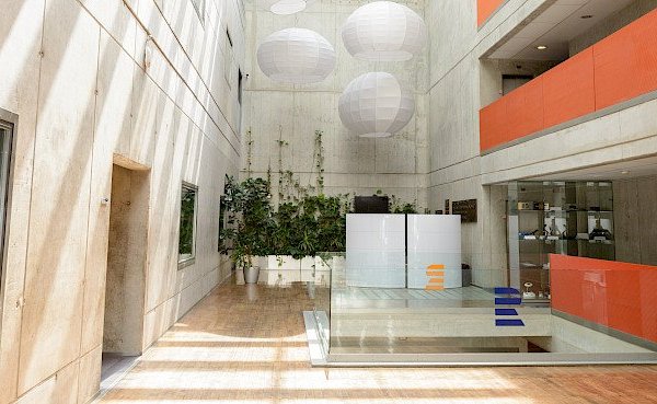 Atrium ve Studiovém domě@Český rozhlas - Kulturní centrum - náhled 5