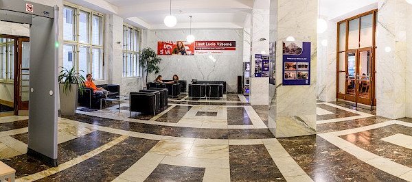 Recepce Vinohradská 12@Český rozhlas - Kulturní centrum - náhled 3