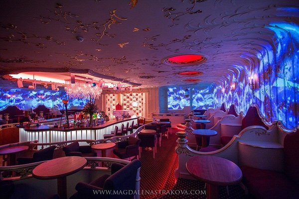 Crazy Daisy Bar Prague - náhled 12