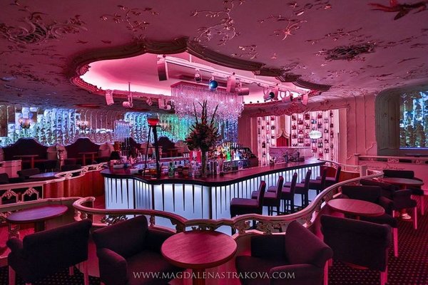 Crazy Daisy Bar Prague - náhled 18