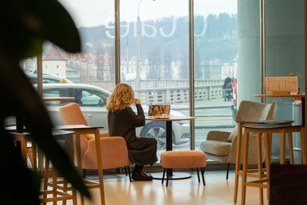 Dancing House Café@Dancing House Hotel - náhled 17