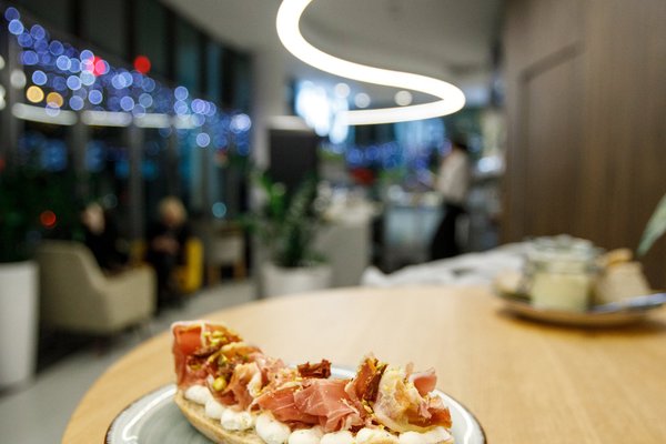 Dancing House Café@Dancing House Hotel - náhled 18