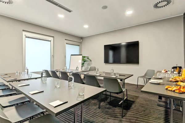 Zasedací místnost@Dancing House Hotel - náhled 1