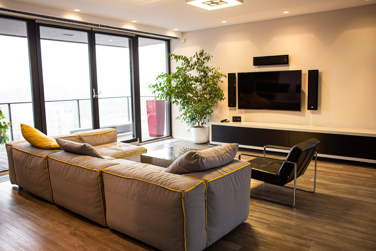 Designový penthouse Holešovice - obrázek 1