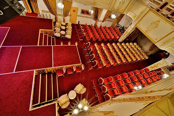 Divadlo Apollo - náhled 9