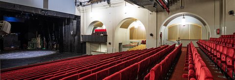 Divadlo Hybernia - Klubová restaurace - náhled 2