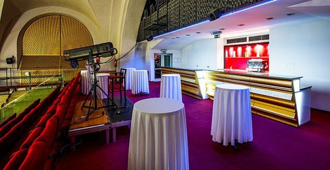 Divadlo Hybernia - VIP balkon s barem - náhled 5