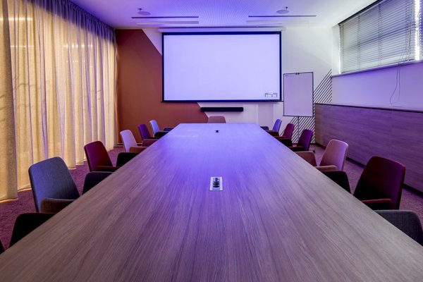 Zasedací místnost Tesla@FLEKSI Beta - náhled 11