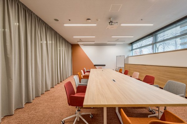 Zasedací místnost Tesla@FLEKSI Beta - náhled 14