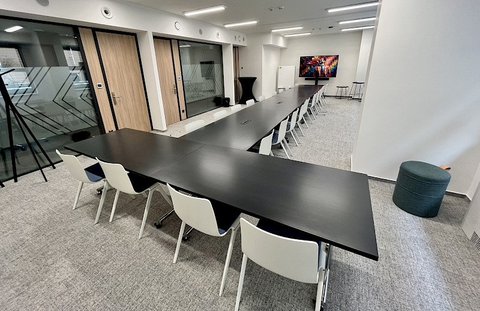 FLEKSI Budova B - Zasedací místnost Lada - náhled 10