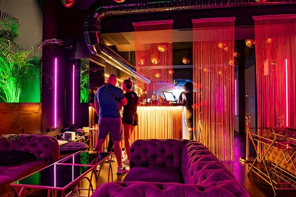 FU Club Prague - náhled 17