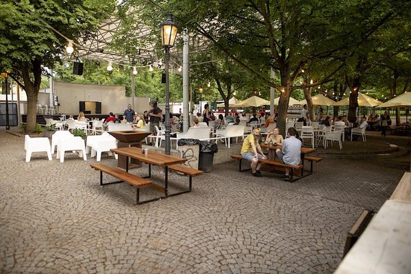 Gauč na Výstavišti - náhled 5