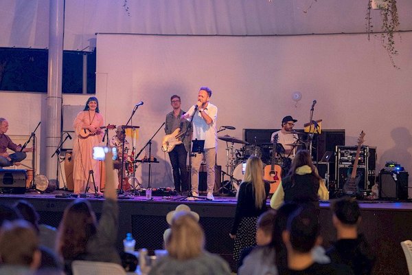 Gauč na Výstavišti - náhled 7